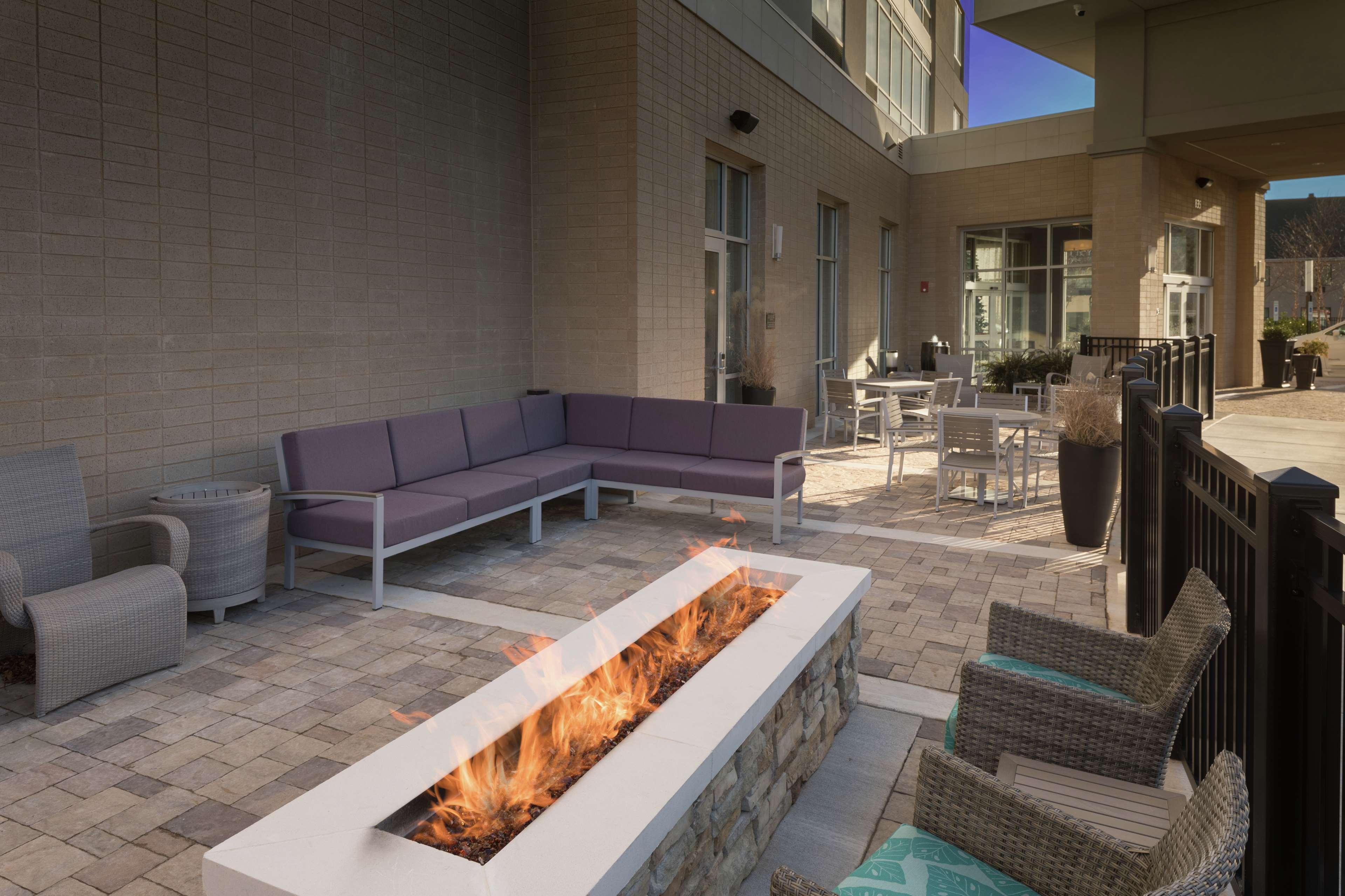 Hampton Inn & Suites Asheville Biltmore Area Exterior photo